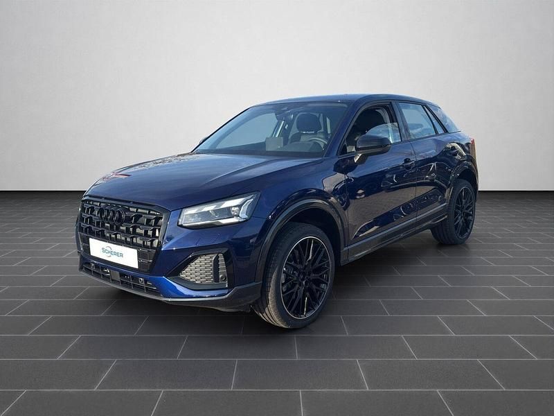 Gebraucht Audi Q2 Ambiente 150 PS (110 kW) 2025 Navarrablau metallic (metallic) SUV