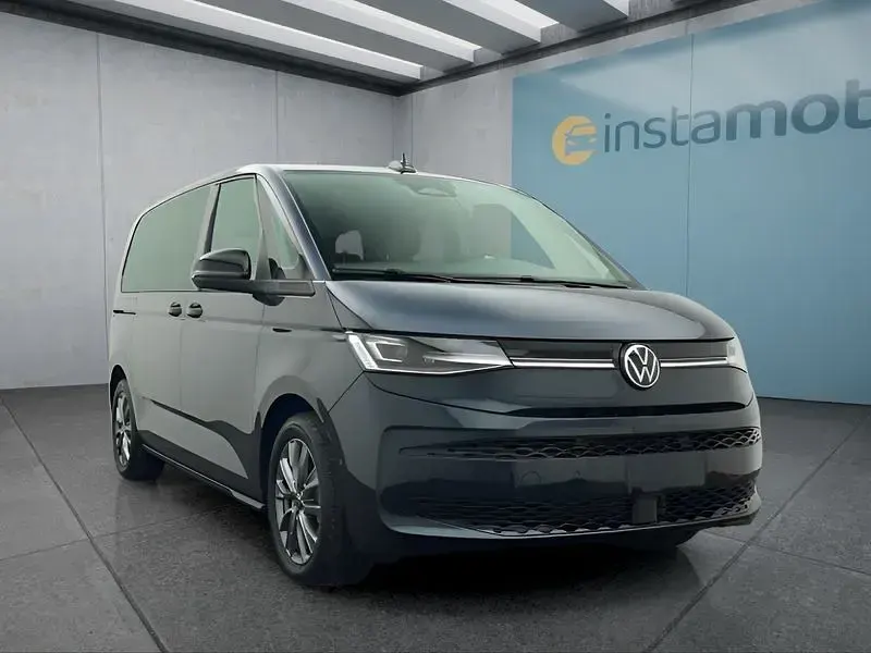 Ny VW Multivan 150 HK (110 kW) 2025 Blå MPV