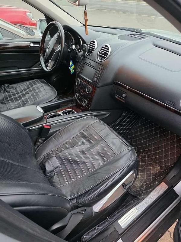 Gebraucht Mercedes 350 306 PS (225 kW) 2009 Silber