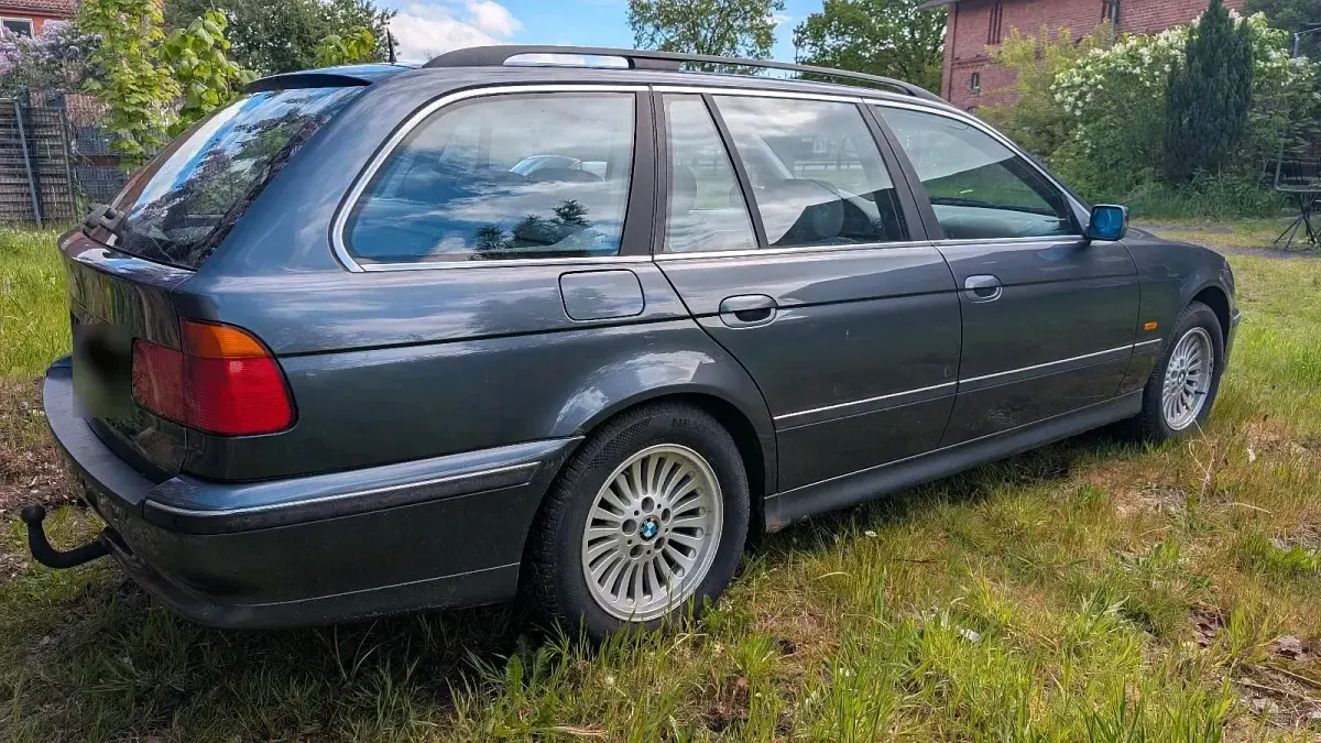 Gebraucht BMW 528 192 PS (141 kW) 1997 Grau Kombi