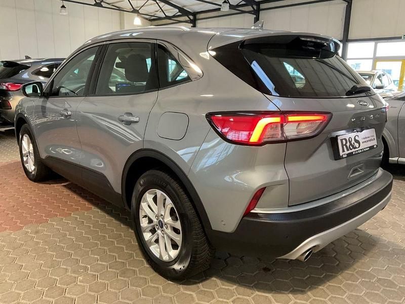 Gebraucht Ford Kuga Titanium 224 PS (164 kW) 2022 Silber SUV