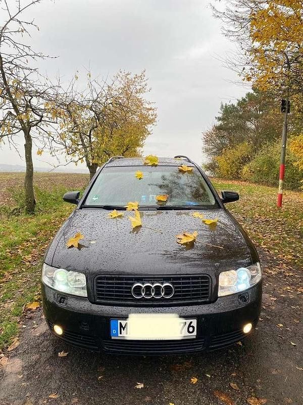 Gebraucht 2001 Audi A4 Kombi | 1.800 € (Guter Preis) - Bild 1/4