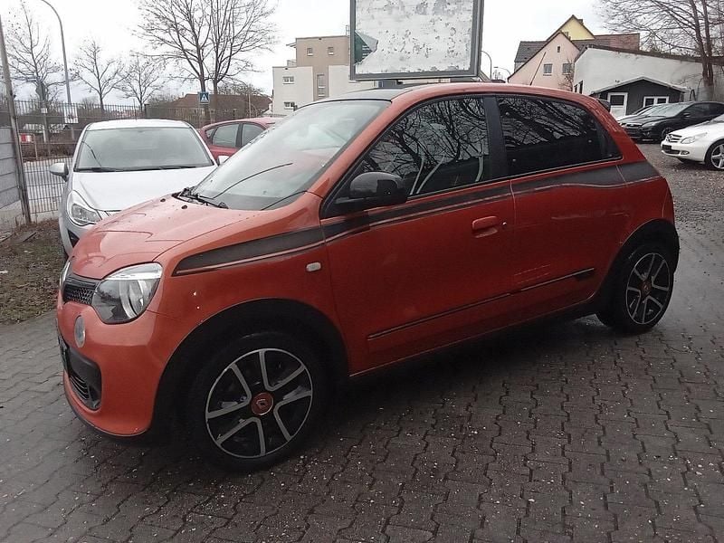 Second-hand Renault Twingo 90 CP (66 kW) 2018 Portocaliu Hatchback