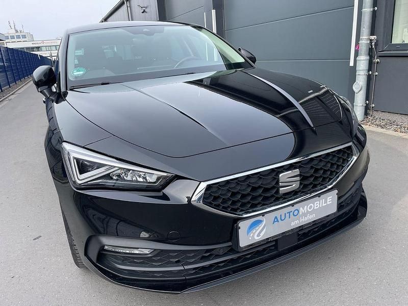 Gebraucht Seat Leon Style 131 PS (96 kW) 2020 Schwarz Limousine