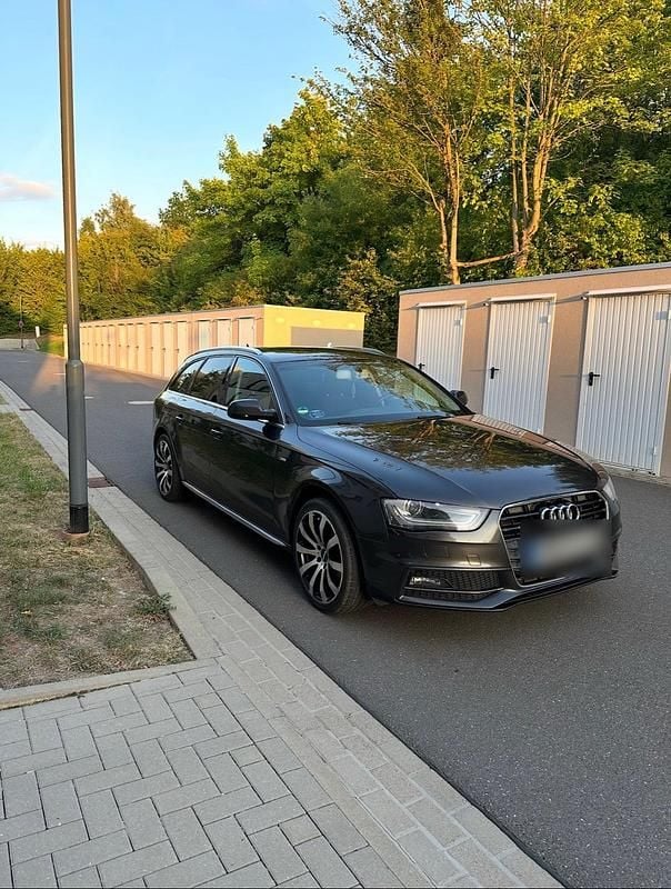 Gebraucht Audi A4 S-Line 150 PS (110 kW) 2014 Grau Kombi