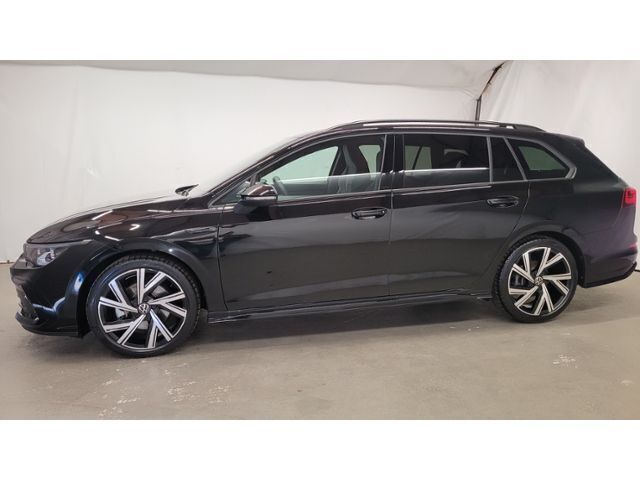 Gebraucht VW Golf VIII Style 150 PS (110 kW) 2024 Grenadillschwarz metallic Kombi