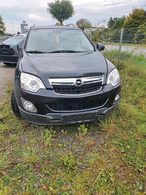 Schwarz Gebraucht 2011 Opel Antara SUV | 1.750 € - Bild 1/4