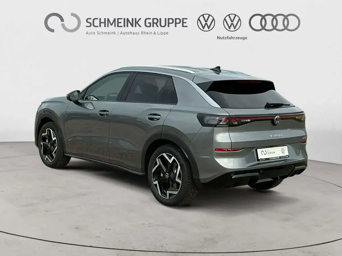 Neu VW T-Roc R-line 150 PS (110 kW) 2026 Wolf grey metallic SUV