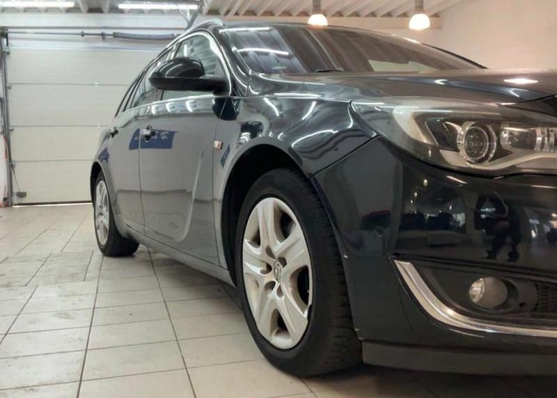 Gebraucht Opel Insignia Innovation 163 PS (119 kW) 2015 Schwarz Kombi