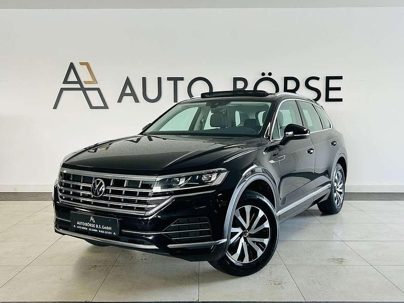 Deep black perleffekt Gebraucht 2021 VW Touareg Elegance SUV | 34.990 € (Fairer Preis) - Bild 1/4