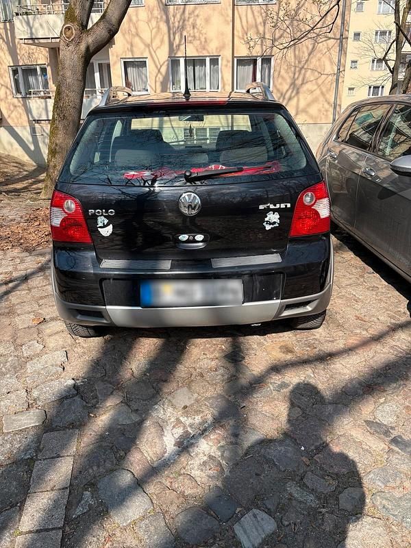 Gebraucht VW Polo Cross 83 PS (61 kW) 2004 Schwarz Kleinwagen
