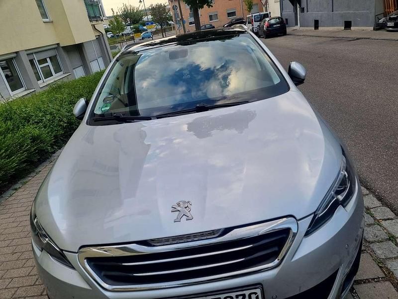 Gebraucht 2017 Peugeot 308 Allure Kombi | 6.000 € (Superpreis) - Bild 1/4