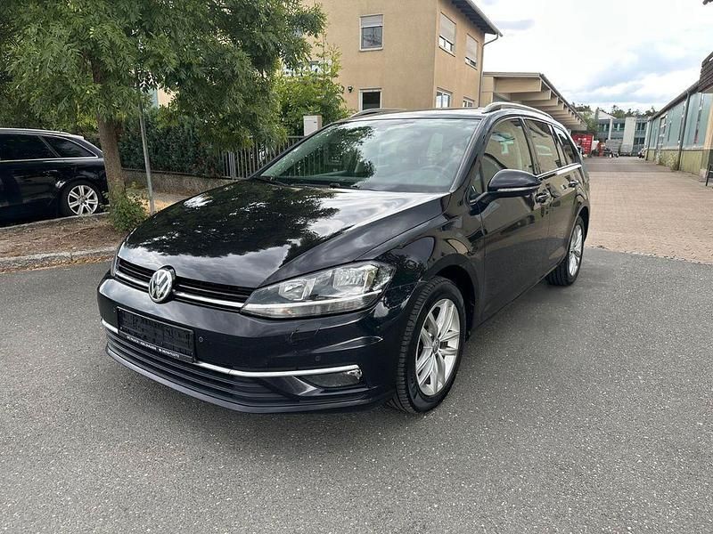 Schwarz Gebraucht 2017 VW Golf VII Comfortline Kombi | 7.499 € (Guter Preis) - Bild 1/4