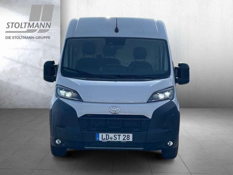 Gebraucht Toyota Proace 140 PS (102 kW) 2024 Icy white Van / Kleinbus