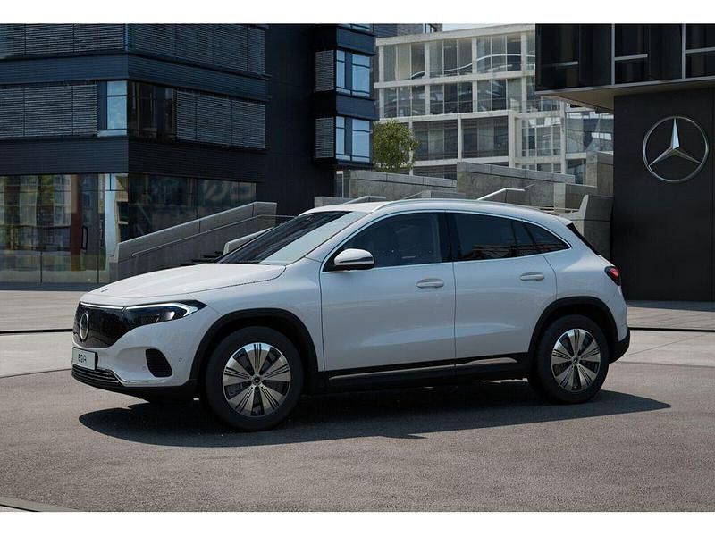 Gebraucht Mercedes EQA300 Progressive 167 kW (228 PS) 2024 Weiß SUV