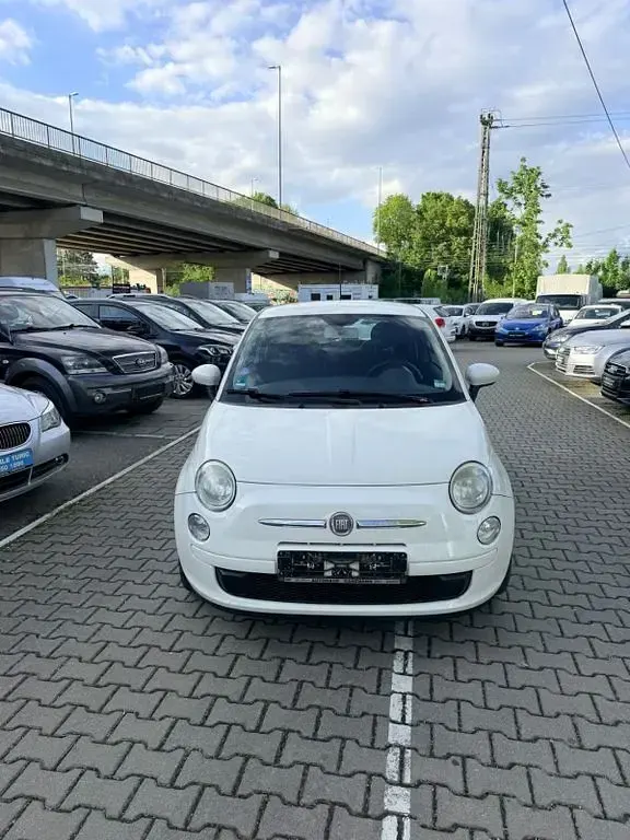 Gebraucht Fiat 500 Pop 69 PS (50 kW) 2010 Weiß Kleinwagen