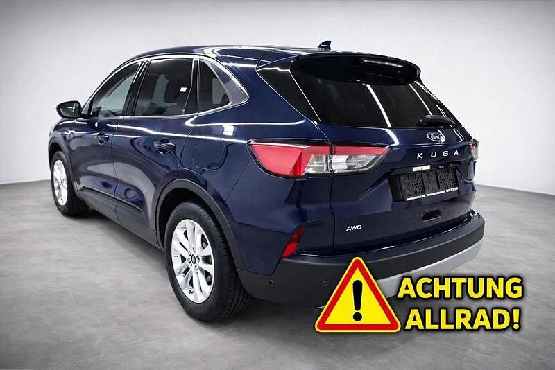 Gebraucht Ford Kuga Titanium 190 PS (139 kW) 2021 Blau SUV