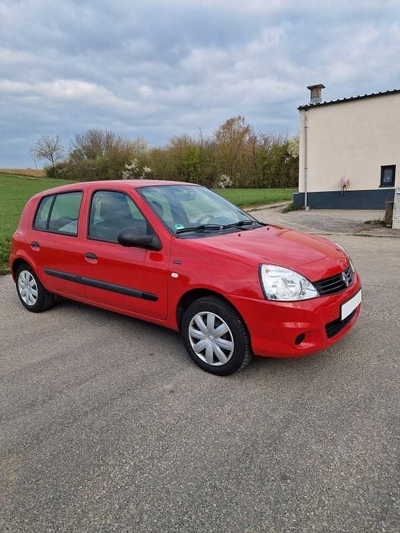 Gebraucht Renault Clio II Campus 75 PS (55 kW) 2012 Rot Limousine