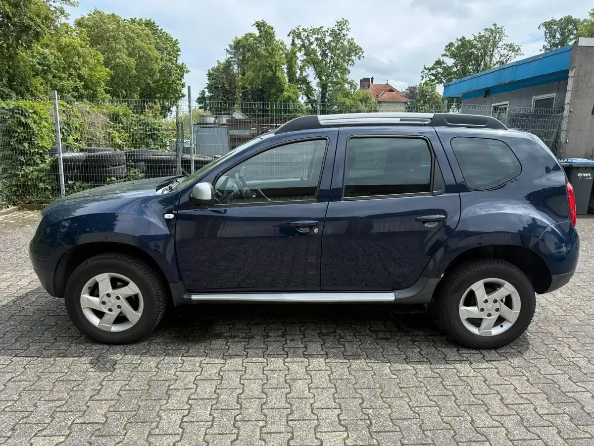 Gebraucht Dacia Duster Prestige 105 PS (77 kW) 2010 Blau SUV
