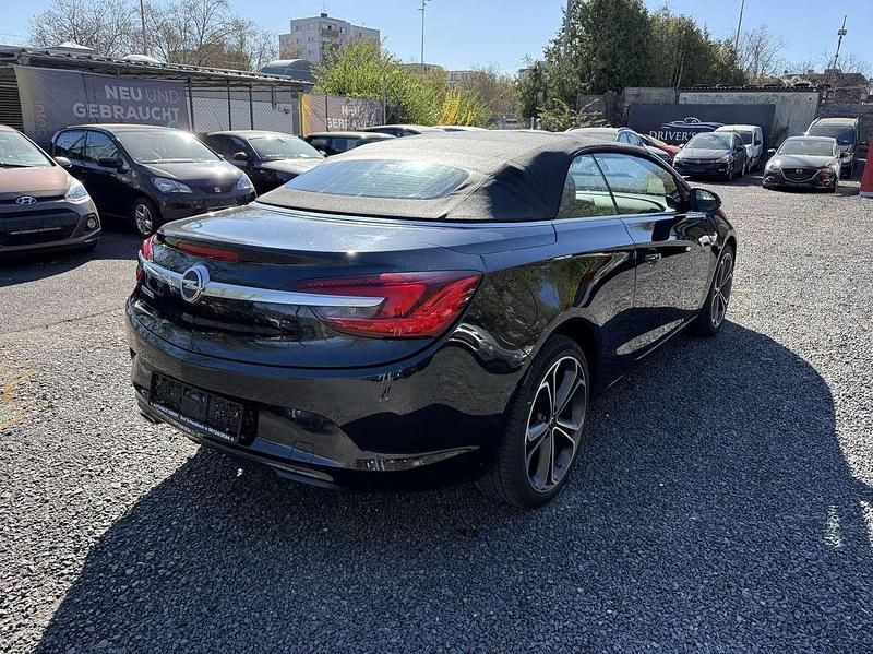 Gebraucht Opel Cascada Edition 140 PS (102 kW) 2016 Karbonschw graphitschw midnigh Cabrio
