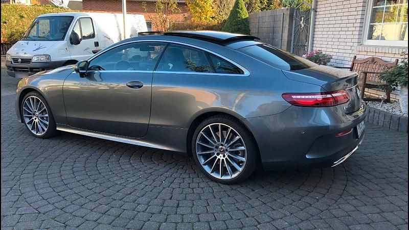 Gebraucht Mercedes E450 400 PS (294 kW) 2019 Grau Coupé
