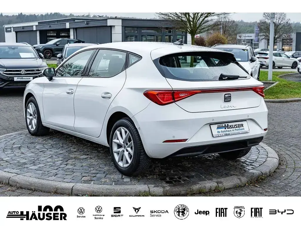 Gebraucht Seat Leon Style 110 PS (80 kW) 2023 Weiss Limousine