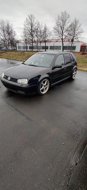 Schwarz Gebraucht 2002 VW Golf IV Kombi | 2.249 € (Superpreis) - Bild 1/4