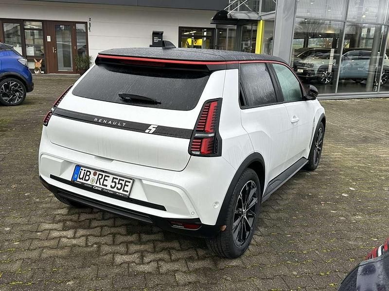 Gebraucht Renault 5 E-Tech Urban 77 kW (106 PS) 2025 Weiß Limousine