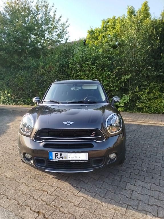 Braun Gebraucht 2014 Mini Cooper S Countryman SUV | 10.999 € (Guter Preis) - Bild 1/4