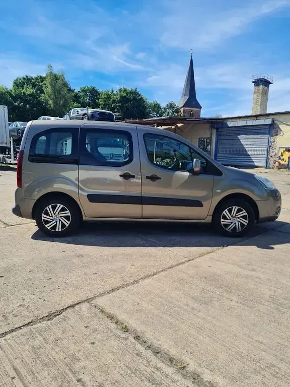 Gebraucht Citroën e-Berlingo Tendance 92 PS (67 kW) 2012 Braun Kombi