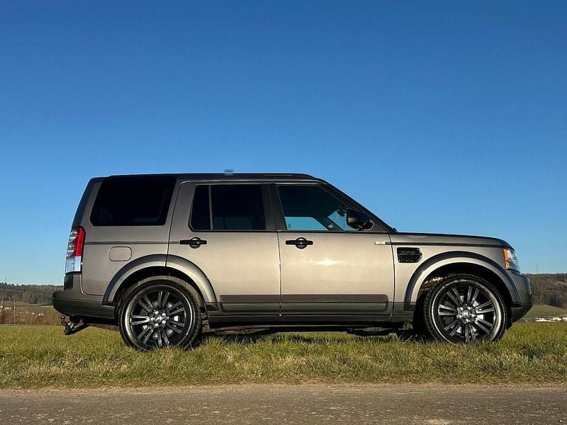 Grau Gebraucht 2013 Land Rover Discovery 4 HSE SUV | 19.000 € - Bild 1/4