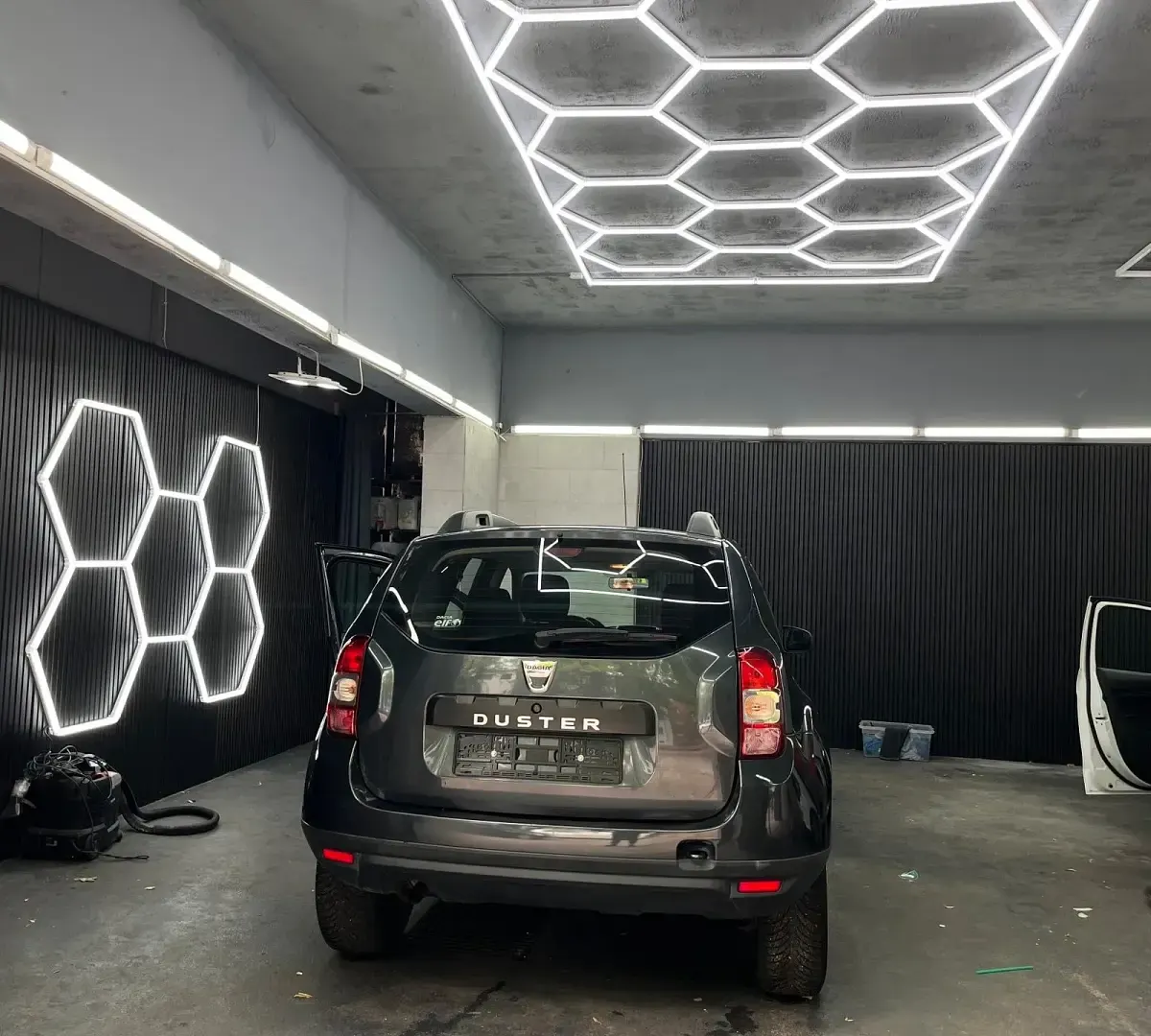 Gebraucht Dacia Duster 125 PS (91 kW) 2014 Grau SUV