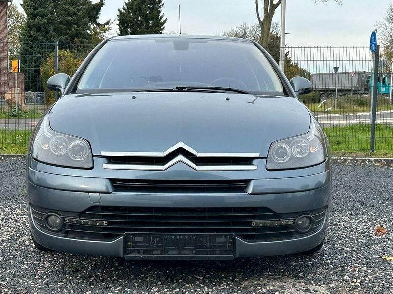 Grau Gebraucht 2007 Citroën C4 Comfort Limousine | 2.400 € (Teuer) - Bild 1/4