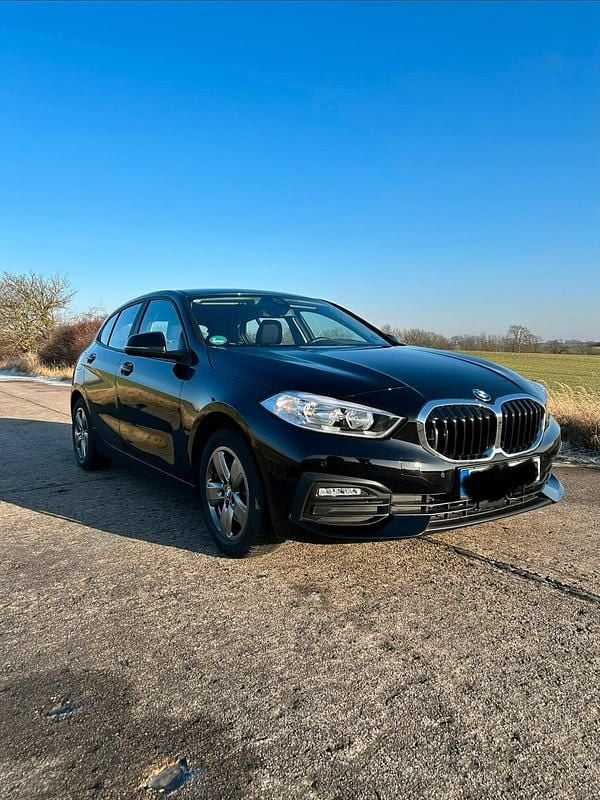 Gebraucht BMW 118 Advantage 140 PS (102 kW) 2020 Schwarz Kleinwagen