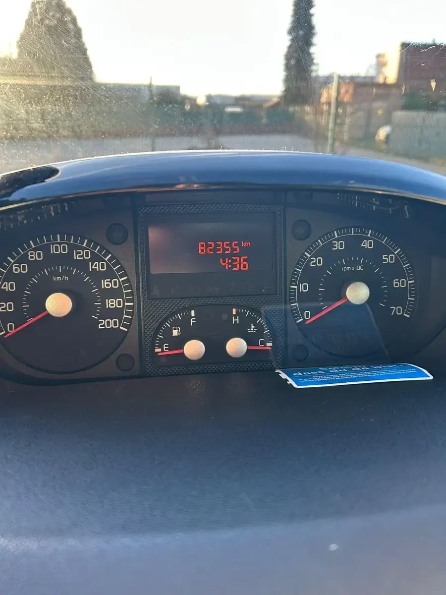 Gebraucht Fiat Idea 80 PS (58 kW) 2006 Silber Van / Kleinbus