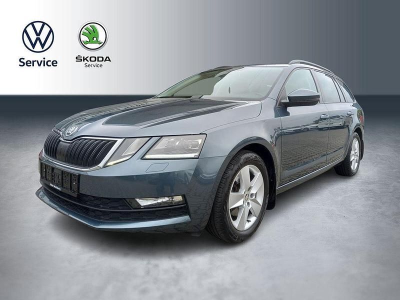 Grau Gebraucht 2018 Skoda Octavia Kombi | 12.970 € (Guter Preis) - Bild 1/4