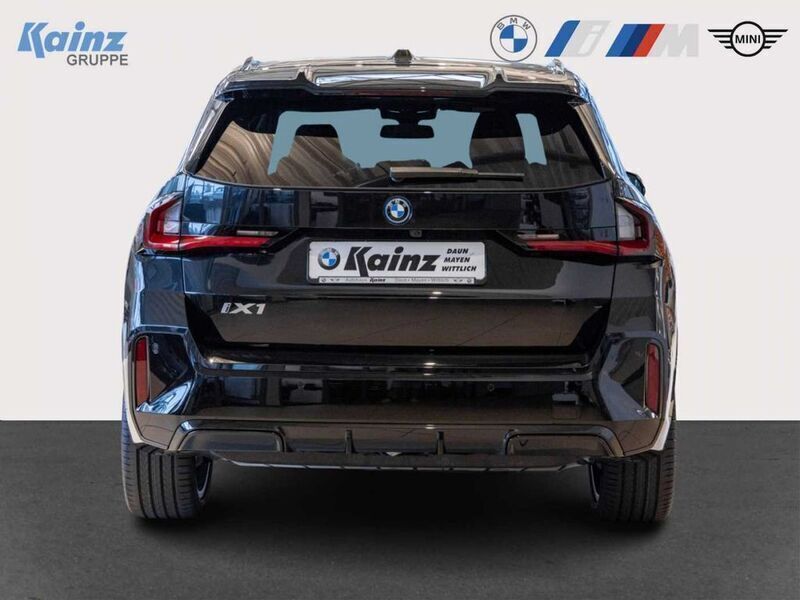 Gebraucht BMW iX1 Performance 230 kW (313 PS) 2024 Schwarz SUV