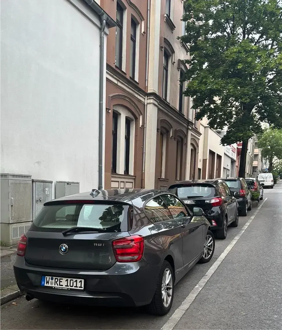 Gebraucht BMW 116 135 PS (99 kW) 2012 Grau Kleinwagen