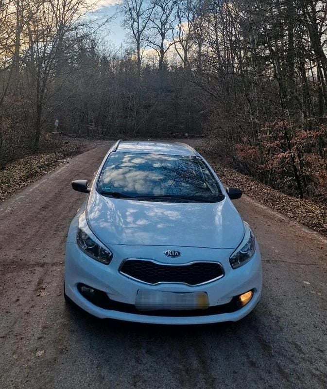 Gebraucht Kia Ceed GT 90 PS (66 kW) 2013 Weiß Kombi