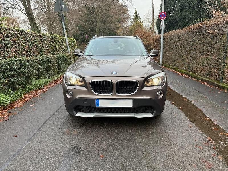 Gebraucht BMW X1 177 PS (130 kW) 2012 Braun SUV