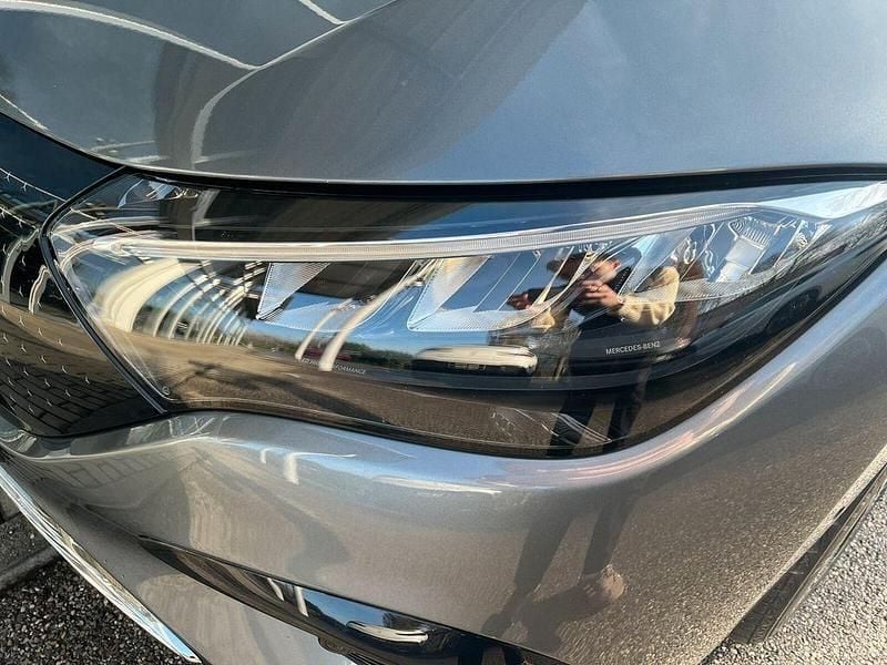 Gebraucht Mercedes EQE300 180 kW (245 PS) 2024 Lack selenitgrau Limousine