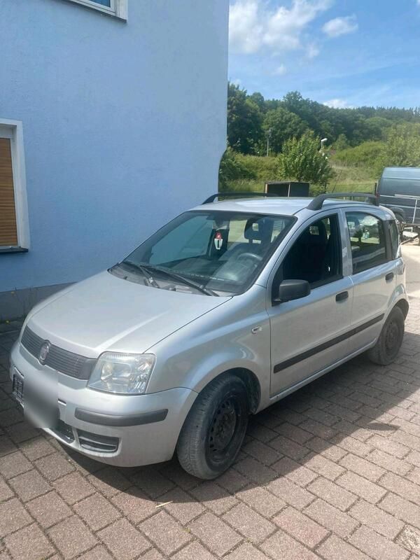 Grau Gebraucht 2009 Fiat Panda Kleinwagen | 700 € - Bild 1/4