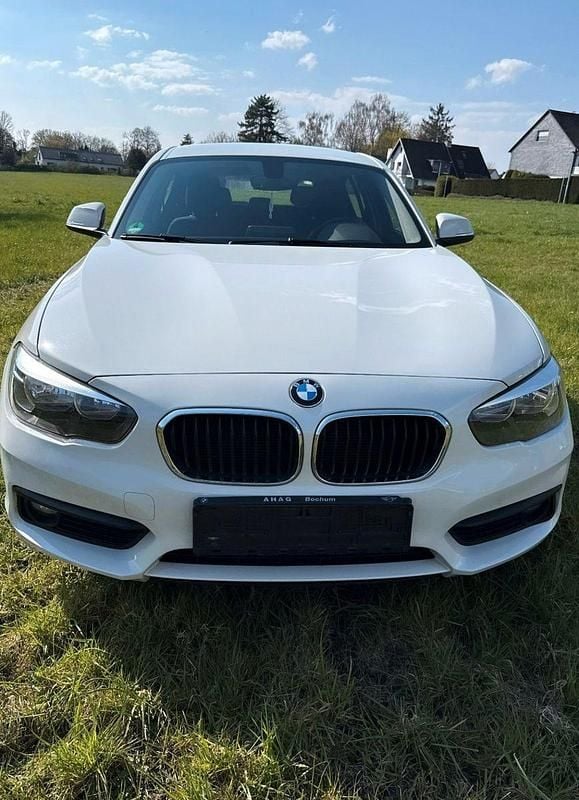 Używany BMW 118 136 KM (100 kW) 2017 Biały Hatchback