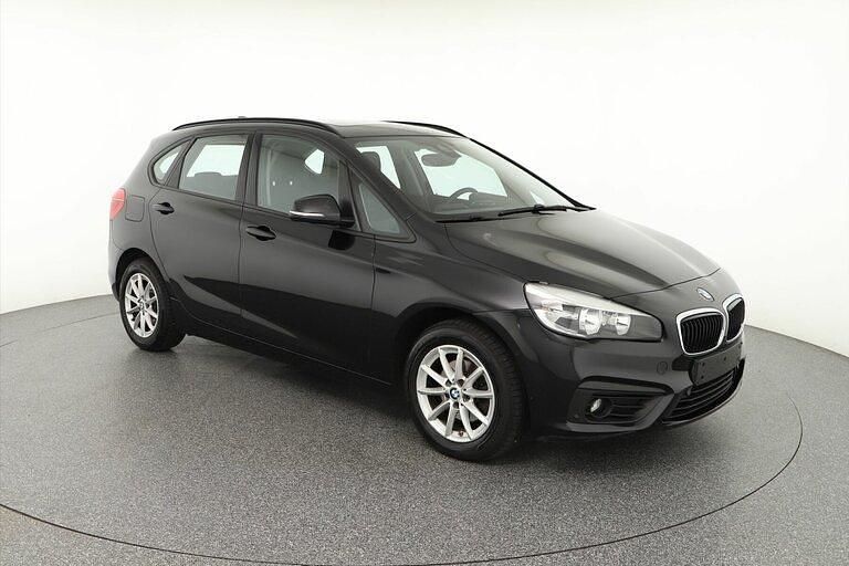 Schwarz Gebraucht 2017 BMW 216 Active Tourer Advantage Van / Kleinbus | 13.960 € (Fairer Preis) - Bild 1/4