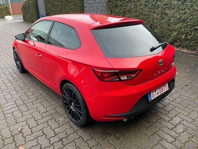 Gebraucht Seat Leon SC FR 122 PS (89 kW) 2014 Rot Kleinwagen