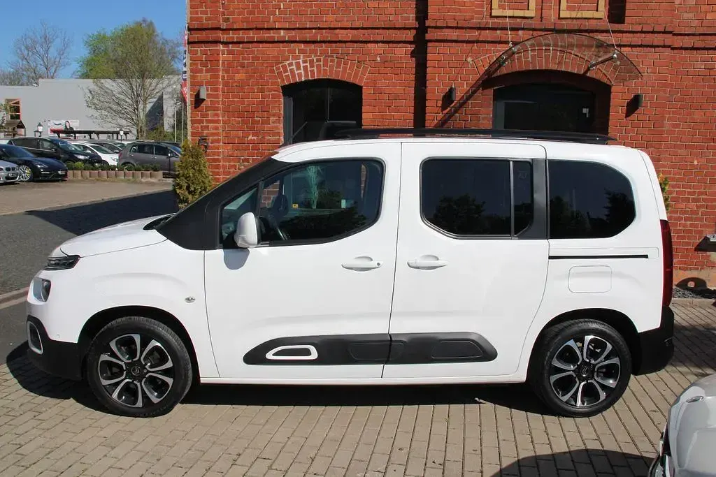 Gebraucht Citroën Berlingo Shine 131 PS (96 kW) 2019 Weiß Van / Kleinbus