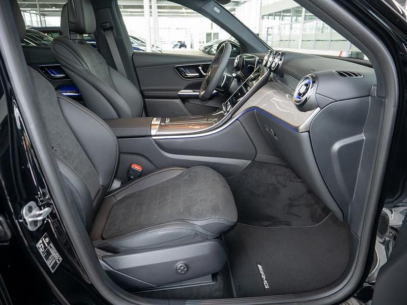 Gebraucht Mercedes GLC200 Advanced Plus 227 PS (166 kW) 2026 Schwarz SUV