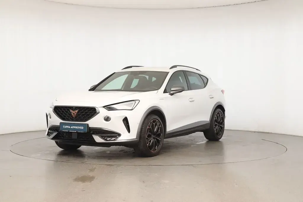 Używany Cupra Formentor VZ 245 KM (180 kW) 2023 Biały SUV