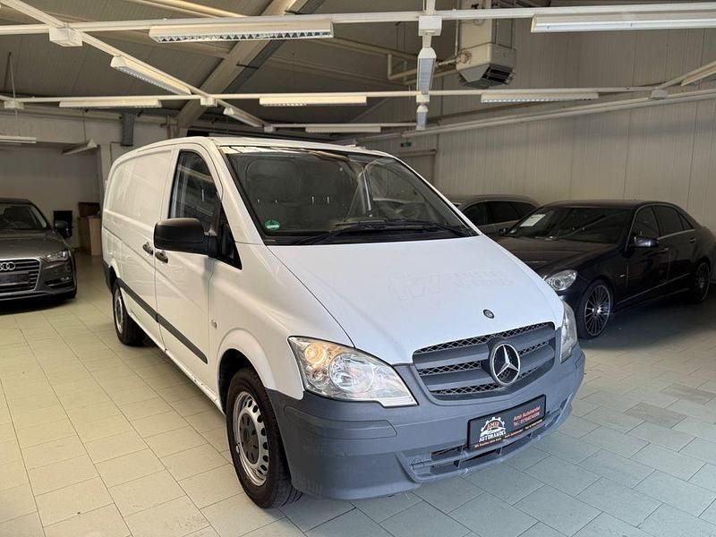 Gebraucht Mercedes Vito 95 PS (69 kW) 2010 Weiß Van