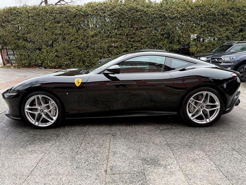 Second-hand Ferrari Roma 620 CP (456 kW) 2021 Negru Coupe
